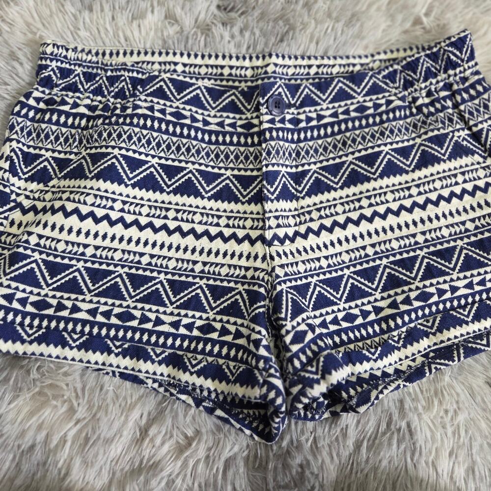 Jolt Woman's Blue and White Shorts size 11